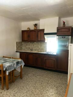 Location chaleureuse à Orgnac-l'Aven avec piscine partagée - 2