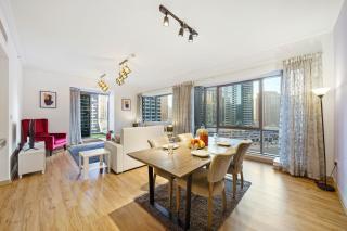 Contemporary & Roomy 2BR with Burj Khalifa view - Dubai - 6