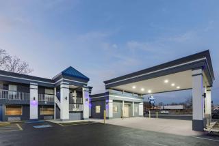 Days Inn by Wyndham Fredericksburg North - 9