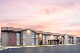 Baymont by Wyndham Beloit - Beloit - 6