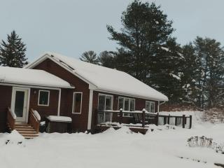 Spacious country retreat close to town and nature, Sylvana Farm VT - Montpelier - 5