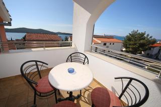 Apartments & Rooms Villa Petra - 4