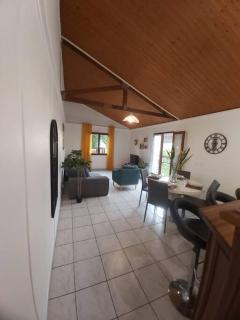 Yellow little house - 2