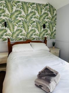 Red Lion Coaching Inn - Redbourne - 1