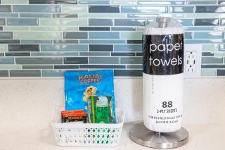 Remodeled 1BR Condo, Ocean Views with Free Parking! - 4