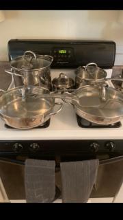 Charleston, SC themed - PRIVATE 1 QUEEN BED 1 BATH APARTMENT 2 FUTONS THAT FOLD OUT FLAT TO SLEEP ON & LEATHER LOVE SEAT GAS LOGS IN LIVING ROOM FULL KITCHEN POKER BUMPER POOL TABLE CONVENIENTLY LOCATED IN COLUMBIA SOUTH CAROLINA 1 QUEEN BED & 2 SOFA BEDS - 5