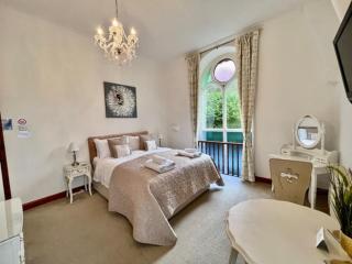 The Chapel Guest House - St Austell - 2