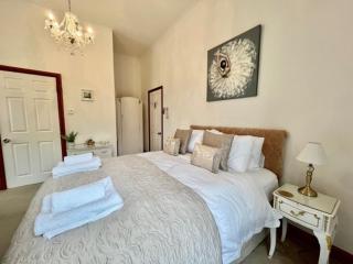 The Chapel Guest House - St Austell - 1
