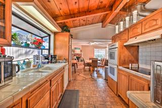 La Jolla Home and Detached Suite Hot Tub and Backyard - 4