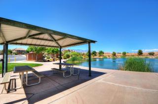 Coral Ridge Resort 4246 COZY, BEAUTIFUL TOWNHOME WITH LOTS OF ADDITIONAL PARKING! - Washington - 2