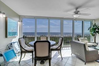 Sunshine Manor - Oceanfront Retreat - 4