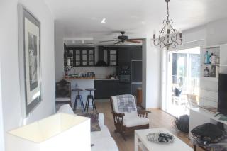 Departamento de categoría en Playa San Juan, con vistas al mar y a metros de la playa - 1