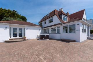 Coast View - 5 bedrooms with hot tub & sea views - Woolacombe - 1
