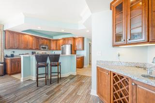 Belmont Towers 601 - 3