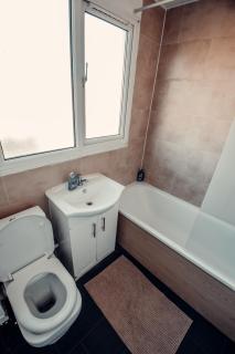 Comfy Home-Wood Green - 2