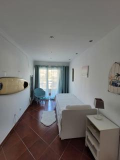 Beach and Surf House - 4