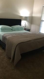 Suite 6, Sleep 4, Walk to Attractions in Uptown - Charlotte - 6