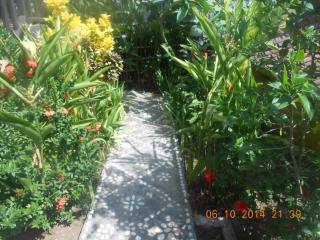 Titi Sedana Homestay - Amed - 3