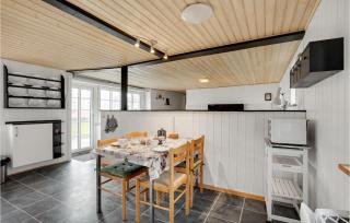Nice Home In Outrup With Kitchen - Ovtrup - 6