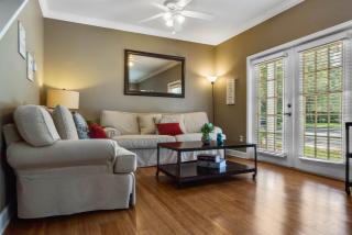 4 Bedrooms 3 Bathrooms Lucaya Village 1-105 - 6