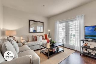 4 Bedrooms 3 Bathrooms Lucaya Village 23-101 - 9