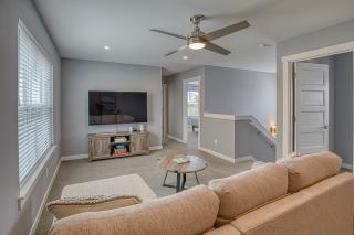 Barefoot Beach House - 2