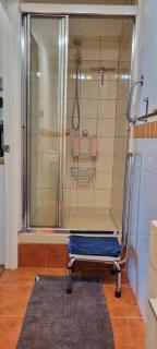 Waterfront Abode - 2 bedrooms - 3