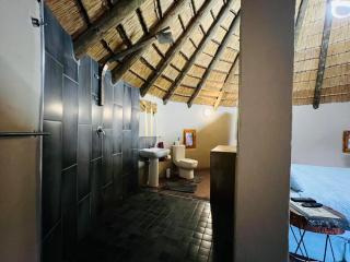 Kwakunje Guest Lodge - Dundee - 7
