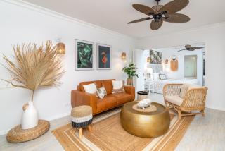 BOHO Bliss In The Best Position In Town, King Bed, 2 Pools, Free WIFI And Undercover Parking - Port Douglas - 5