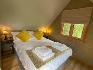 Lodge House in Grounds of Victorian Country Estate - Taunton - 5