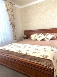 Центр (6). Поруч Став та Парк - Ternopilʼ - 9