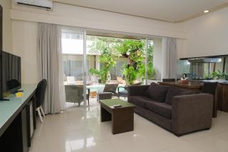 Swiss-Belcourt Sunset - Seminyak - 6