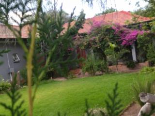 Royal Karoo Cottage unit 2 - Beaufort West - 3