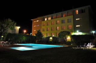 Aparthotel Solé - Pobla de Segur - 9