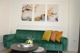 Luxury City Studios - Curtea de Argeş - 9