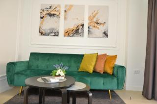 Luxury City Studios - Curtea de Argeş - 6