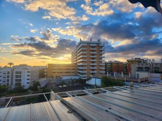 Casa Mercedes 2 bedroom apartment Where beach and city meet BY NAMASTE ELITE - Torremolinos - 1