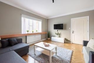 Metro Ratusz Arsenał Designer Studio - Warsaw - 7