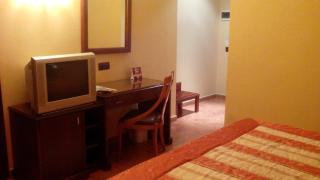 Hotel Puerta de Javalambre - La Puebla de Valverde - 9