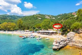 Villa Nikolakis Kerasia, on the beach - 2