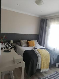 Worcester the Karoo Guest Room - Worcester - 6