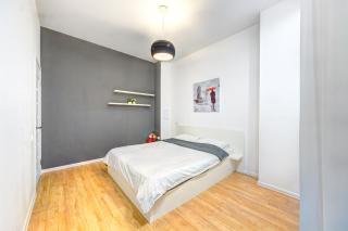 Апартаменти 2-кімнатні м. Дружби Народів - 4