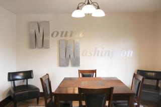 Comfy and Spacious 3 BR - Easy City Access - 6