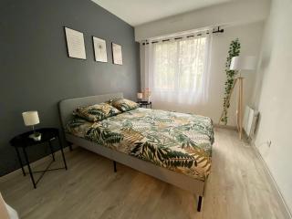 Nice Port , 2BR, 6 Guests, Walk to Beach and Old Town - Nizza - 1