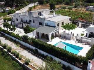 Villa in Apulia with Pool and Barbecue - 0