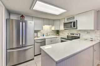 Panama City Beachfront Condo, Near Pier Park! - Panama City Beach - 6