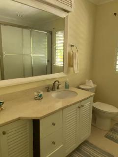 Sunset Palms & Villa Management Ltd - Richmond - 3
