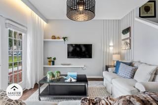 4 Bedroom 3 Bathroom Lucaya Village 26-108 Lv - 7