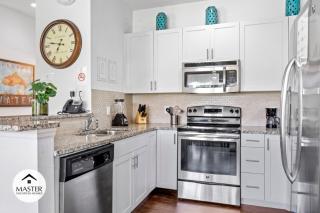 4 Bedroom 3 Bathroom Lucaya Village 26-108 Lv - 1