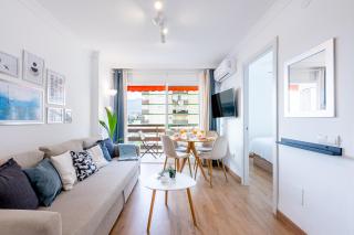 797 Holiday Rentals - Luminoso y reformado apartamento para 2 - Benalmádena - 0